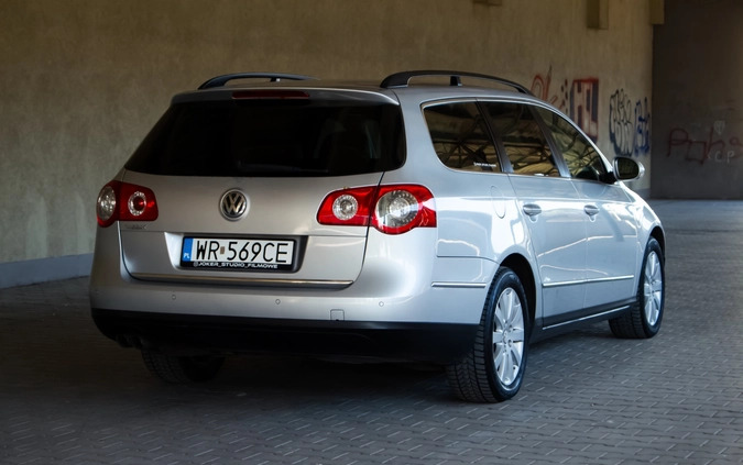 Volkswagen Passat cena 17900 przebieg: 400213, rok produkcji 2010 z Radom małe 704